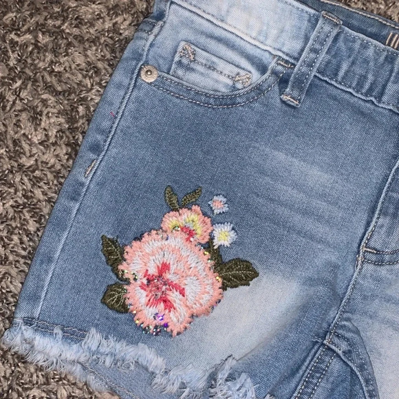 Size 12 Slim Justice shorts like new - Picture 2 of 4